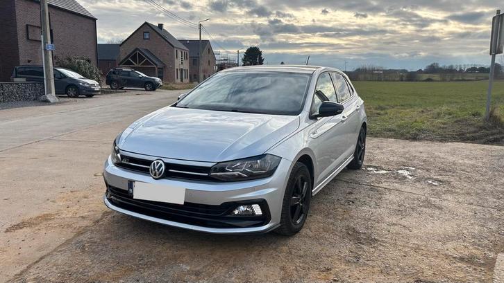 VW polo R-LINE 1.6 tdi dsg7 iq drive 2019, Auto's, Volkswagen, Particulier, Polo, ABS, Adaptive Cruise Control, Airbags, Airconditioning