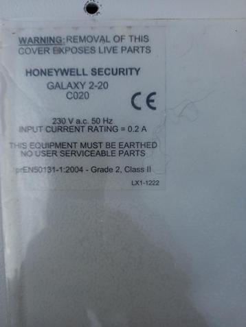 Central alarme honeywell Galaxy et claviers beschikbaar voor biedingen
