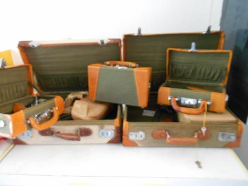 KOFFER, Handtassen en Accessoires, Koffers, Gebruikt, Hard kunststof, Minder dan 50 cm, Minder dan 35 cm, Slot, Ophalen