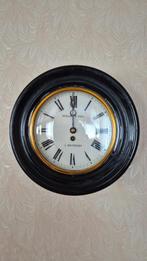 Horloge antique, Enlèvement