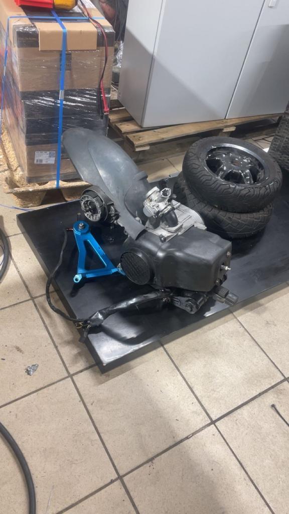 Skipper blok, Vélos & Vélomoteurs, Pièces de cyclomoteur | Scooters, Utilisé, Piaggio, Bloc, Enlèvement