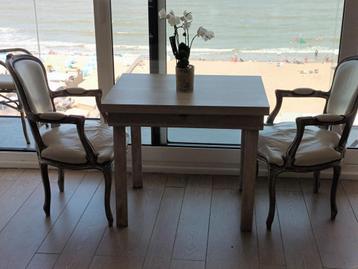 Table avec 2 chaises, 100 à 150 cm, Jusqu'à deux personnes, Enlèvement, Utilisé