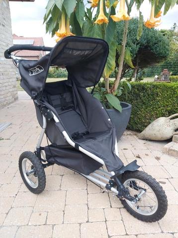 Buggy met reiswieg beschikbaar voor biedingen