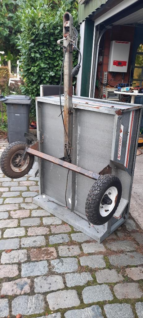 Kleine aanhangwagen met kipmogelijkheid 150euro, Auto diversen, Aanhangers en Bagagewagens, Gebruikt, Ophalen