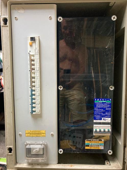 Werfkast, Doe-het-zelf en Bouw, Elektriciteit en Kabels, Gebruikt, Ophalen