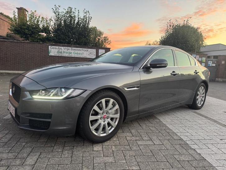 Jaguar xe, Auto's, Jaguar, Particulier, XE, ABS, Achteruitrijcamera, Adaptieve lichten, Adaptive Cruise Control, Airbags, Airconditioning