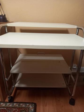 Table à roulettes pour PC beschikbaar voor biedingen
