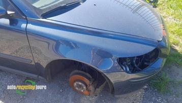 Scherm rechts-voor van een Volvo V50 (466-00) beschikbaar voor biedingen