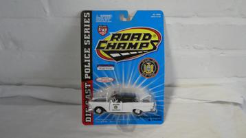 1/43 ROAD CHAMPS Ford New York State Trooper Politie
