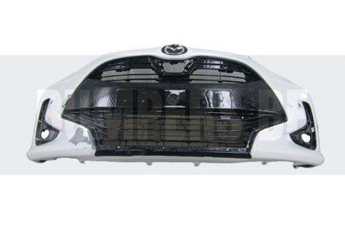Bumper Mazda 2 Hybrid 22- Voorbumper Q5250, Auto-onderdelen, Carrosserie, Bumper, Voor, Gebruikt, 6 maanden garantie, Ophalen of Verzenden