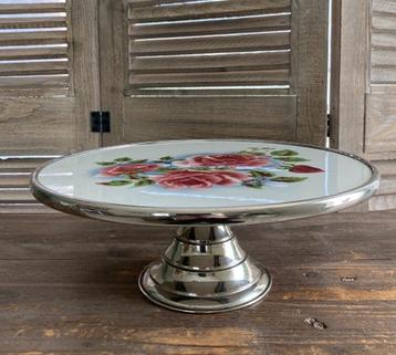 Taartschotels, etagères, vintage (mid-century) beschikbaar voor biedingen