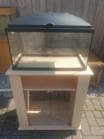 Te koop 2 aquariums/ aquaria Ciano en Superfish !! 