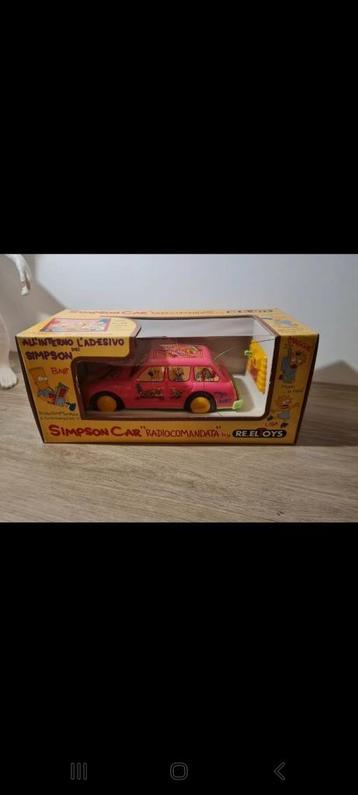 Reel toys Simpsons auto op afstandsbediening beschikbaar voor biedingen