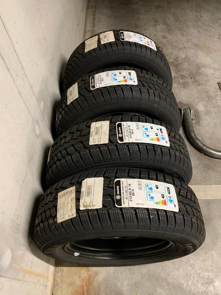 4 pneus hiver sur jantes motrio, Autos : Pièces & Accessoires, Pneus & Jantes, Pneu(s), Pneus hiver, Enlèvement