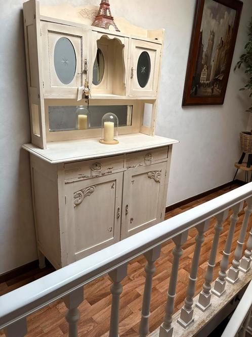 Vintage charme meubelstuk/kastje in goede staat, Antiek en Kunst, Antiek | Meubels | Kasten, Ophalen