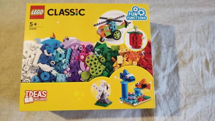 Lego Classic 11019 – Stenen en functies, Kinderen en Baby's, Speelgoed | Duplo en Lego, Nieuw, Lego, Complete set, Ophalen of Verzenden