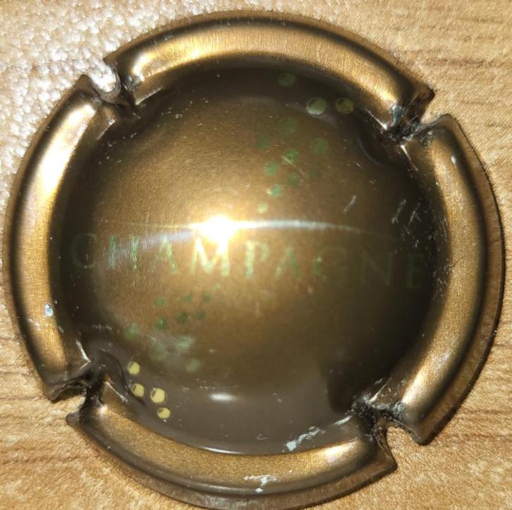 Capsule Champagne de VIGNERONS brun & or nr.765e ** RARE **, Verzamelen, Wijnen, Nieuw, Champagne, Frankrijk, Ophalen of Verzenden