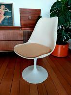 1960 editie van een Eero Saarinen Knoll Tulip Chair, Huis en Inrichting, Ophalen, Gebruikt, Metaal