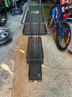 Etagere noire, Enlèvement, Utilisé