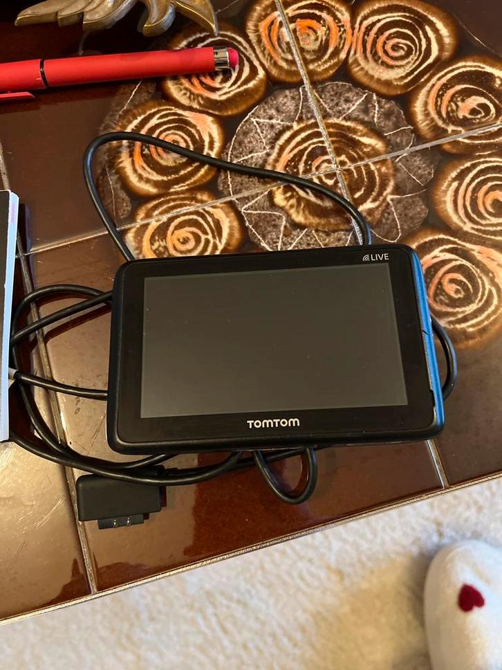 Appareil de navigation TomTom - sans support de montage, Autos : Divers, Navigation de voiture, Comme neuf, Enlèvement ou Envoi