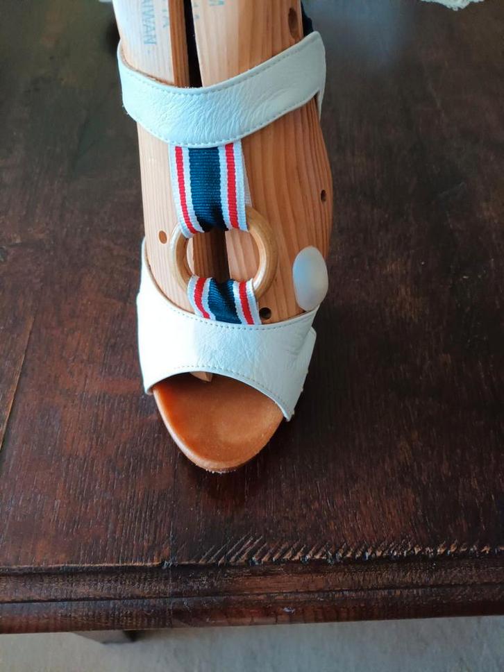 Paire de chaussures d'été entièrement neuve l, Vêtements | Femmes, Chaussures, Enlèvement ou Envoi