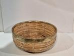 rieten bamboe schaal met koperen rand naar Gabriella Crespi, Huis en Inrichting, Woonaccessoires | Schalen en Manden, Ophalen of Verzenden