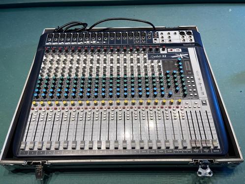 Soundcraft signature 22, Muziek en Instrumenten, Mengpanelen, Zo goed als nieuw, 10 tot 20 kanalen, Microfooningang, Ophalen