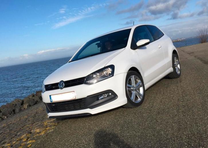 Volkswagen Polo 6R, Autos, Volkswagen, Particulier, Polo, Ordinateur de bord, Diesel, Euro 5, Coupé, 3 portes, Blanc, Noir, Alcantara