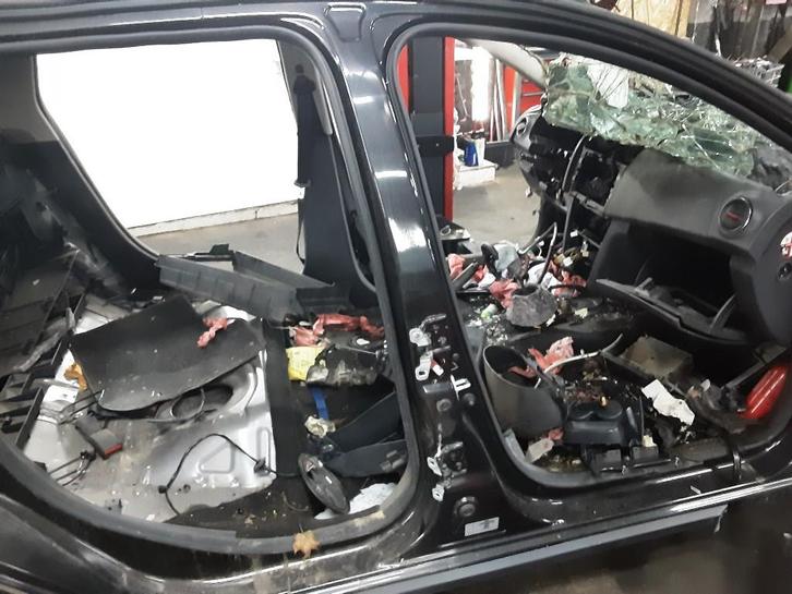 DIVERSEN Dacia Logan MCV II / Sandero Wagon (7S), Auto-onderdelen, Overige Auto-onderdelen, Dacia, Gebruikt