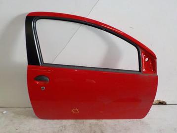 PORTIER RECHTS VOOR Citroën C1 (01-2005/09-2014) beschikbaar voor biedingen
