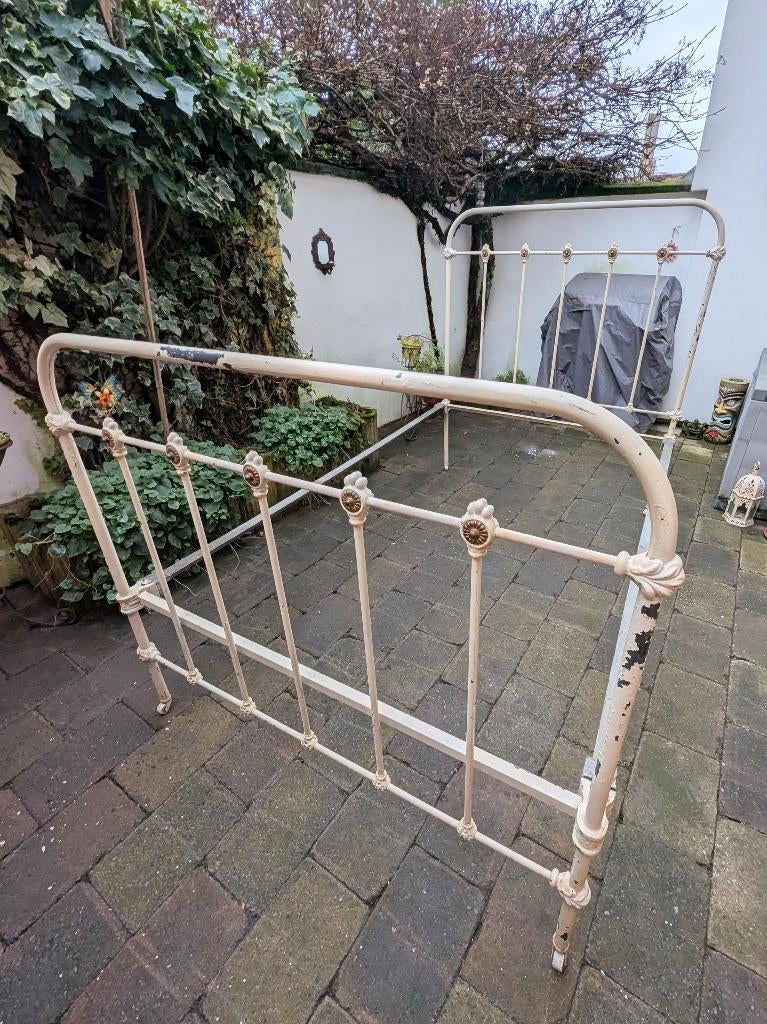 Antiek smeedijzeren bed twijfelaar, Antiek en Kunst, Antiek | Meubels | Bedden, Ophalen