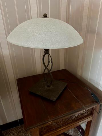 Lampadaire beschikbaar voor biedingen