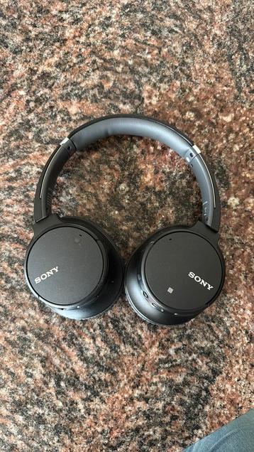 Sony hoofdtelefoon beschikbaar voor biedingen