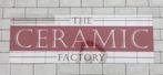 Plaque signalétique  'The Ceramic Factory', Comme neuf, Enlèvement ou Envoi, Panneau publicitaire