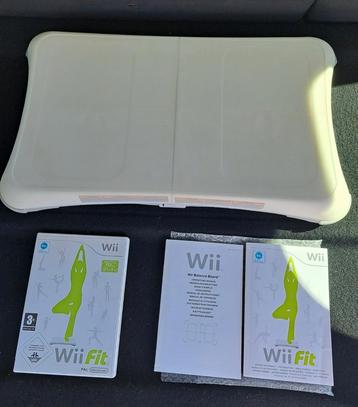 Jeu Wii fit + wii balance board avec housse. Super état !, Enlèvement ou Envoi, Comme neuf, Wii