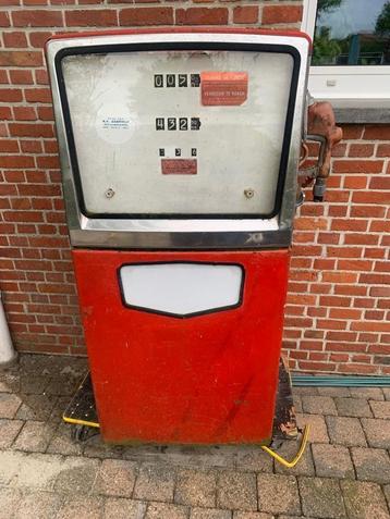 Vintage benzinepomp