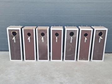 7 mooie betonplex broedblokken  beschikbaar voor biedingen