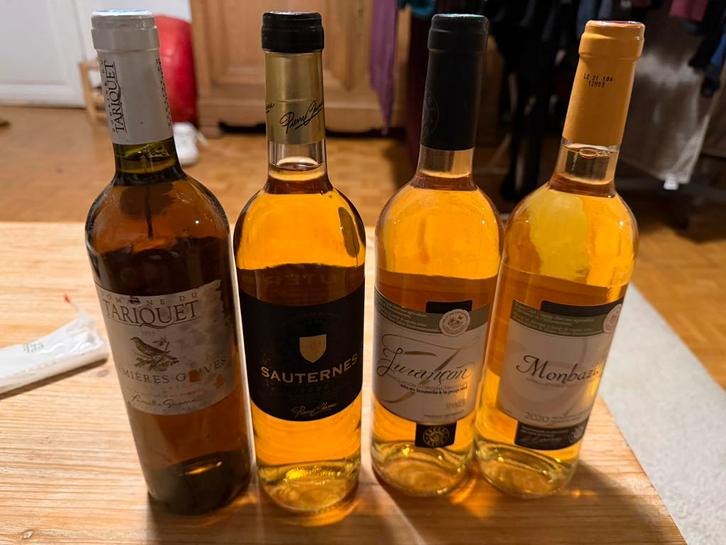 4 bouteilles de vin sucré de tres bonne qualite, Verzamelen, Wijnen, Zo goed als nieuw, Witte wijn, Ophalen
