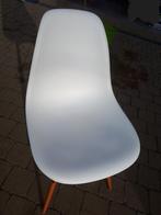 Chaise Vitra Eames Plastic Chair, Wit, Zo goed als nieuw, Eén, Ophalen