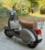 Vespa 125 lml de 2010 avec 2321 kilomètres en parfait état, Fietsen en Brommers, Scooters | Overige merken, Ophalen, Zo goed als nieuw
