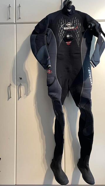 Droogpak neopreen Beuchat man size 3/M beschikbaar voor biedingen