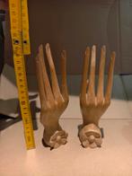 Paire de mains de Buddha, Enlèvement