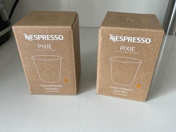 Twee Nespresso Pixie espressokopjes beschikbaar voor biedingen