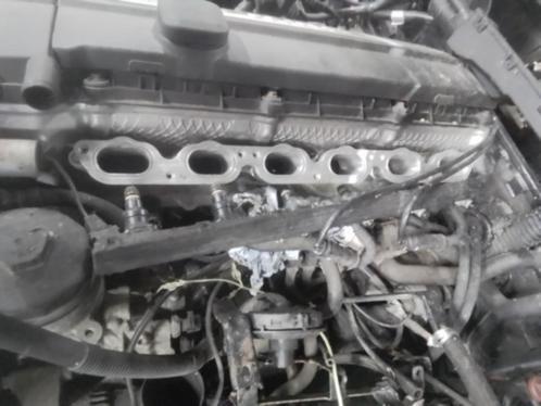 Vend moteur BMW M52B25  monté avec pipe 6  papillons, Auto-onderdelen, Motor en Toebehoren, BMW, Ophalen of Verzenden