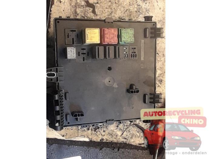 Zekeringkast van een Opel Vectra, Auto-onderdelen, Elektronica en Kabels, Opel, Gebruikt, 3 maanden garantie, Ophalen of Verzenden