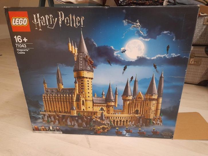 Lego Harry Potter Zweinstein Kasteel (grote versie), Kinderen en Baby's, Speelgoed | Duplo en Lego, Zo goed als nieuw, Lego, Complete set