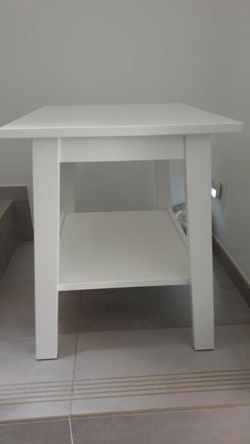 IKEA bijzettafel beschikbaar voor biedingen