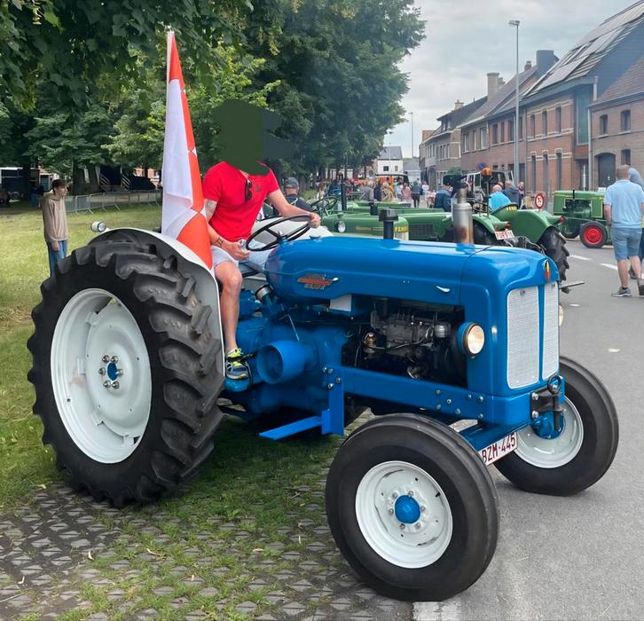 Fordson Major 1957, Dieren en Toebehoren, Dierenvoeding, Ophalen