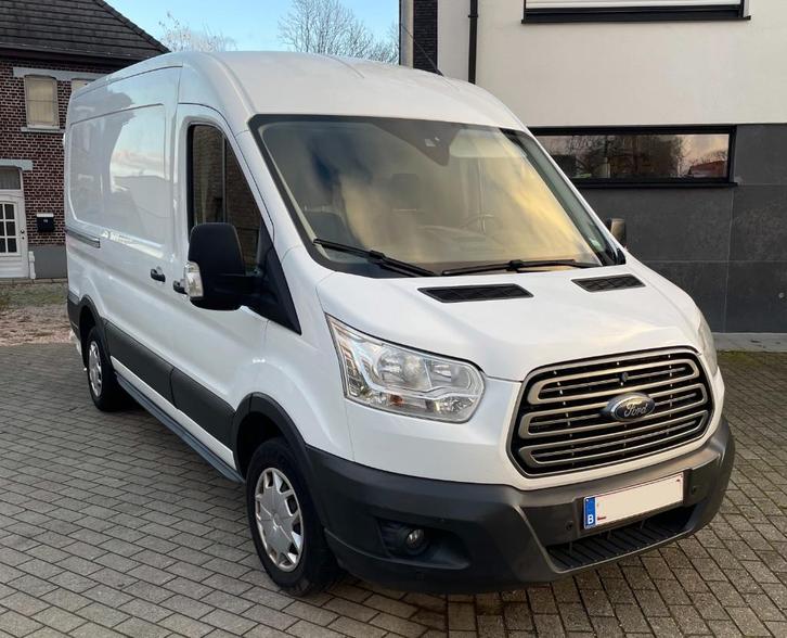 Ford Transit: Transit 300 M TDCi, Auto's, Ford, Particulier, Transit, ABS, Achteruitrijcamera, Airbags, Airconditioning, Apple Carplay