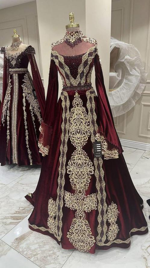 Henna jurk - kaftan - bindalli, Kleding | Dames, Trouwkleding en Trouwaccessoires, Zo goed als nieuw, Trouwjurk, Rood, Ophalen of Verzenden